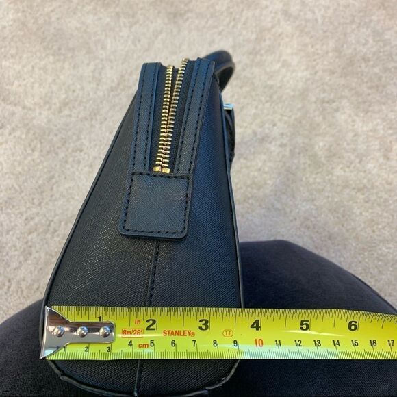 KARL Lagerfeld black leather gold hardware crossbody shoulder bag purse - Picture 11 of 11